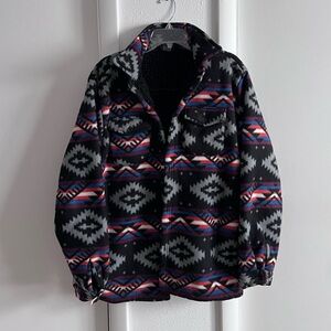 Polar fleece aztec print shacket. Medium. EUC